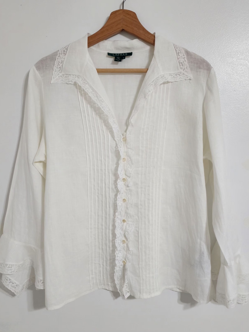 Vintage LAUREN Ralph Lauren Off- White Blouse 100% Linen Size 10 Romantic Elegan